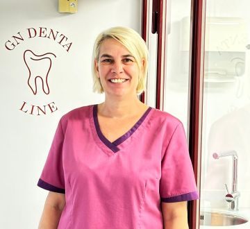 Claudia Etter Dentalassistentin Zahnpraxis Bösingen